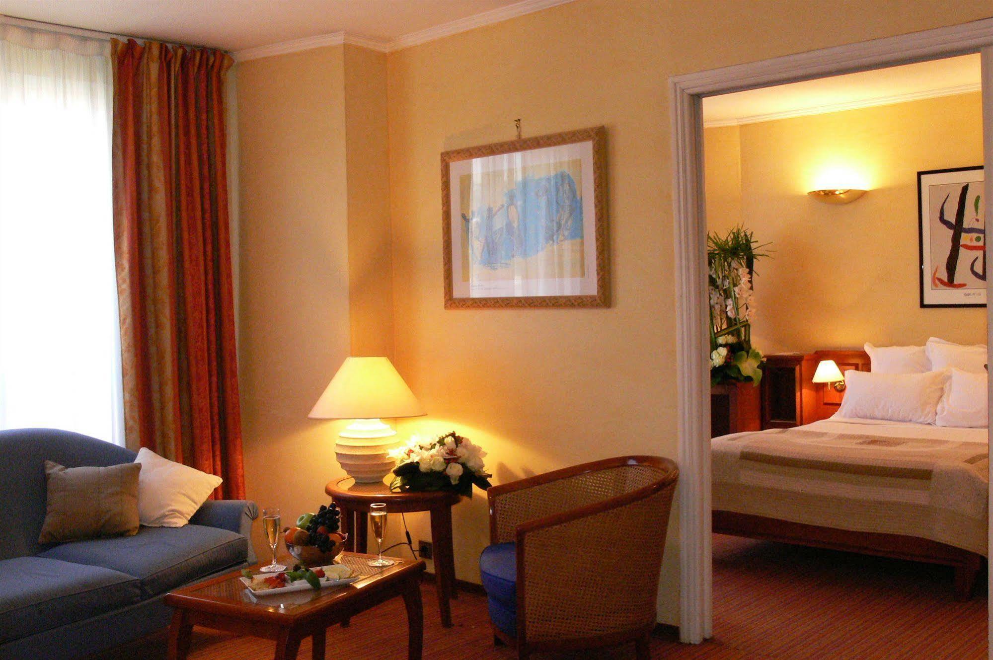 Hotel Amarante Cannes Exterior foto